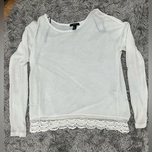 White laced lined top